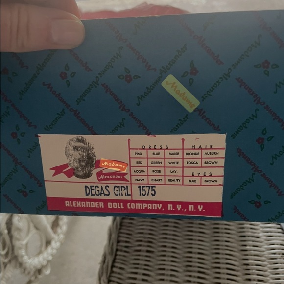 Madame Alexander Collector’s Doll Degas Girl 1575 - Picture 5 of 5